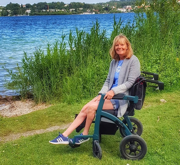 Using a rollator with air tyres outdoors on uneven terrain