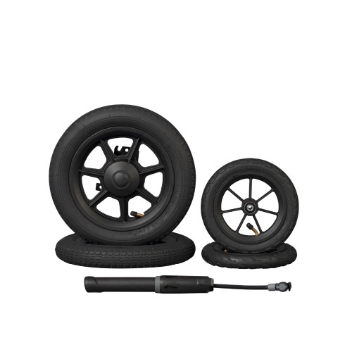 Rollz Motion air tyres set and pump